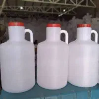 دبه خیار شور درحد نو