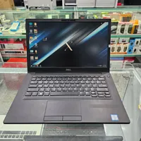لپتاپ DELL در حد صفر  و بسیار زیبا i5 نسل ۸ رم ۱۶