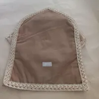عرضه جانماز جیبی و انواع کوسن مناسب سیسمونی|صنایع دستی و سایر لوازم تزئینی|قم, صادقی|دیوار