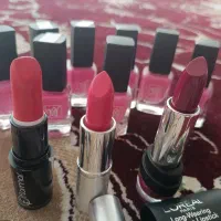 رژ لب ولاک مای ورژ لب فلورما وژل روان کننده واژن