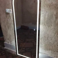 آینه قدی با نور و تاچ لمسی