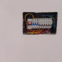 برقکار .برقکش ساختمان ونصب وسرویس کولر