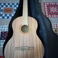 گیتار بدون عیب