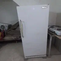 یخچال بوژان سالم در حال کار|یخچال و فریزر|شیراز, پشم شیشه|دیوار