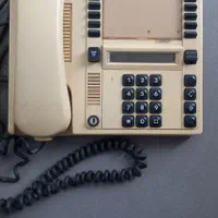 گوشی قدیمی رومیزی