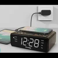شارژر بیسیم رومیزی با ساعت زنگ دار و رادیو FM