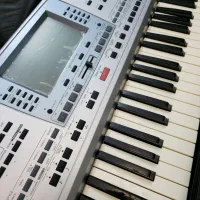 ارگ pa50 در حد خیلی تمیز