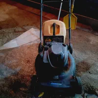 چمن زن دستی ویکی بنزینی المانی