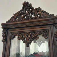 ویترین چوب راش