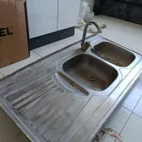 سینگ و شیراهرمی ظرف شویی