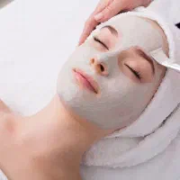 استخدام فیشیال کار برای مطب زیبایی