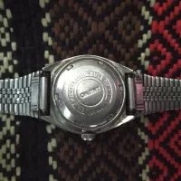 ساعت قدیمی اتوماتیک اورینت(orient)|ساعت|بیرجند, |دیوار