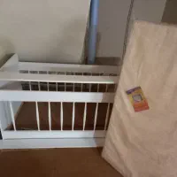 تخت‌نوزاد‌‌گهواره‌ای‌ با‌تشک‌خوشخواب