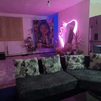 اجاره منزل مبله/شیک و مرتب/صدرا|اجارهٔ کوتاه‌مدت آپارتمان و سوئیت|شیراز, شهرک گلستان|دیوار