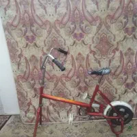 تشک تخت و دوچرخه ورزشی