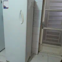 دو یخچال سالم  تمام فریزر  و یخچال