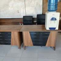 یک عدد میز منشی یا مدیر