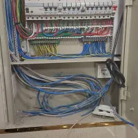 برقکار