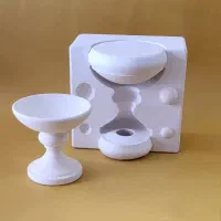 کارگر ساده آقا جهت قالبسازی