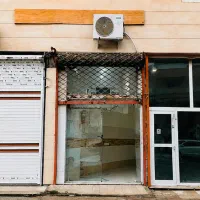 مغازه-19-متری-دربر-اصلی-خیابان-با-موقعیت-خوب