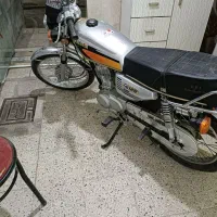 موتور سیکلت مدل 1401کمکار