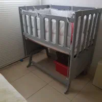 تخت کودک کنار مادر|اسباب و اثاث بچه|نهاوند, |دیوار