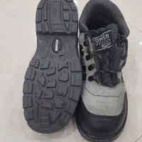 کفش کار ساق بلند سایز ۴۰|کیف، کفش، کمربند|بندر انزلی, تختی|دیوار