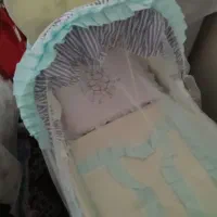 تخت‌کنارمادر