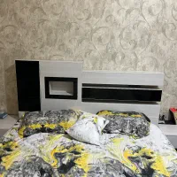تخت دو نفره تشک و پاتختی