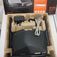 مودم روتر tenda  AC۱۲۰۰  مدل AC۶