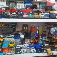 فروش انواع ماشین های فلزی و کلکسیونی|اسباببازی بچه|زنجان, |دیوار