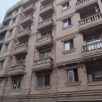 آپارتمان ۱۱۰ متری ۲ خواب طالقانی هاکوپیان