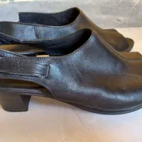 کفش چرم زنانه، کاملا سالم|کیف، کفش، کمربند|شاهین‌شهر, عطار|دیوار