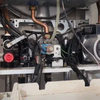 خدمات فنی پکیج آبگرمکن بخاری اجاقگاز و جاروبرقی