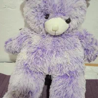 تعدادی.عروسک.به.فروش.میرسد