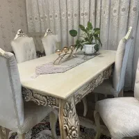مبل و غذا خوری