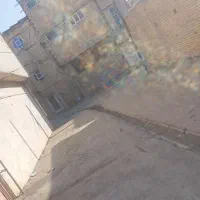 یک دست ساختمان در شیرانی لب جاده بهترین جا|فروش خانه و ویلا|لردگان, |دیوار