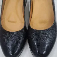 کفش چرم و صندل