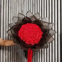 دسته‌گل‌ رز ربانی