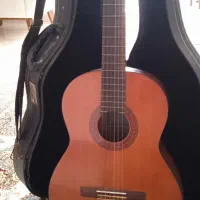 گیتار یاماها c40