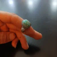 انگشتر،دست دلبر با نگین فیروزه