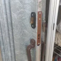 برزنتی پرده