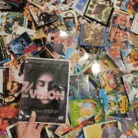 ۵۰۰ عدد سی دی CD وDVD(فیلم،سریال،انیمیشن)