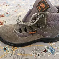 کفش کوهنوردی|کیف، کفش، کمربند|ایلام, |دیوار