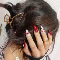 تخفیف ویژه کاشت ناخن تخصصی