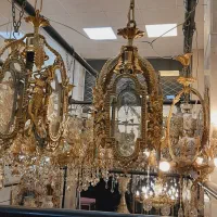 لوستر ۴گوش فانوس جدید گل رز و بانو برنز سوگلی|لوستر و چراغ آویز|زنجان, |دیوار