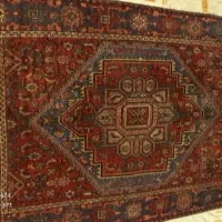 قالیچه یک ذرعونیم قدیمی کلکسیونی و سنگ عطیقه کهن