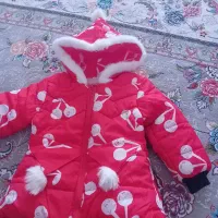 تعدادی لباس زمستانه بچگانه