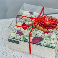 باکس گل وکیک