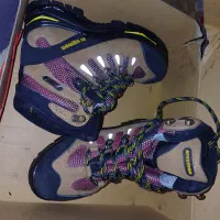 کفش کوهنوردی و طبیعت گردی کاملا نو|کیف، کفش، کمربند|رفسنجان, |دیوار